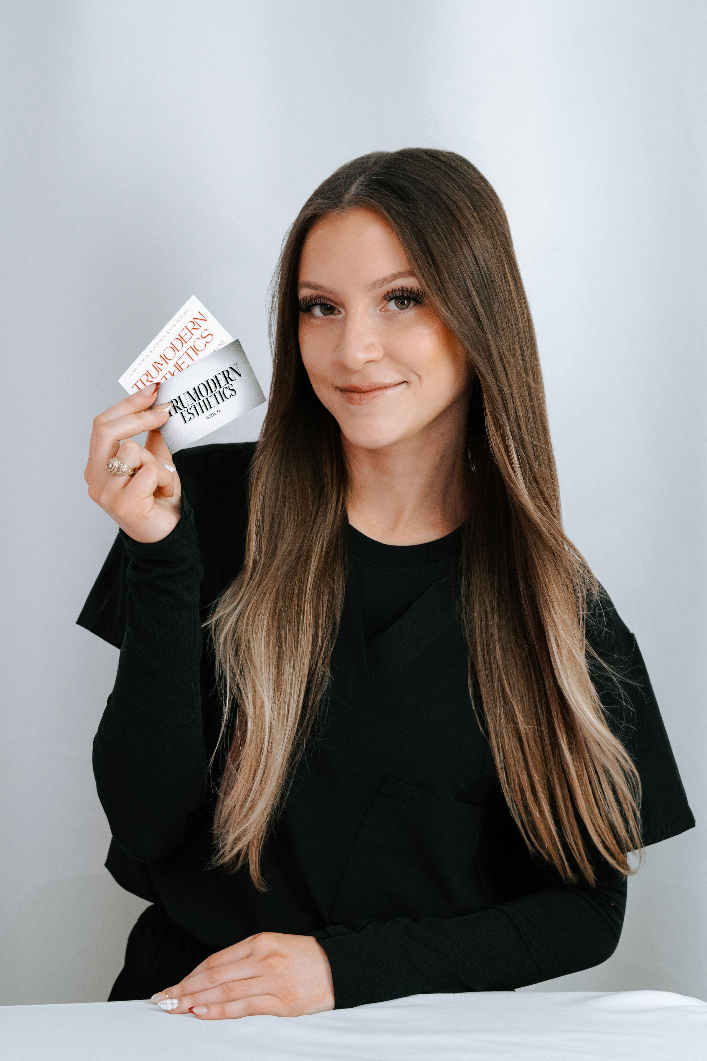 Portrait of the licensed esthetician behind Trumodern Esthetics